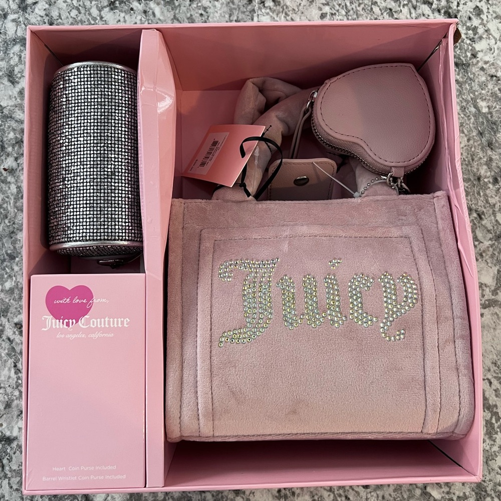 Juicy Couture Pink Gift Set